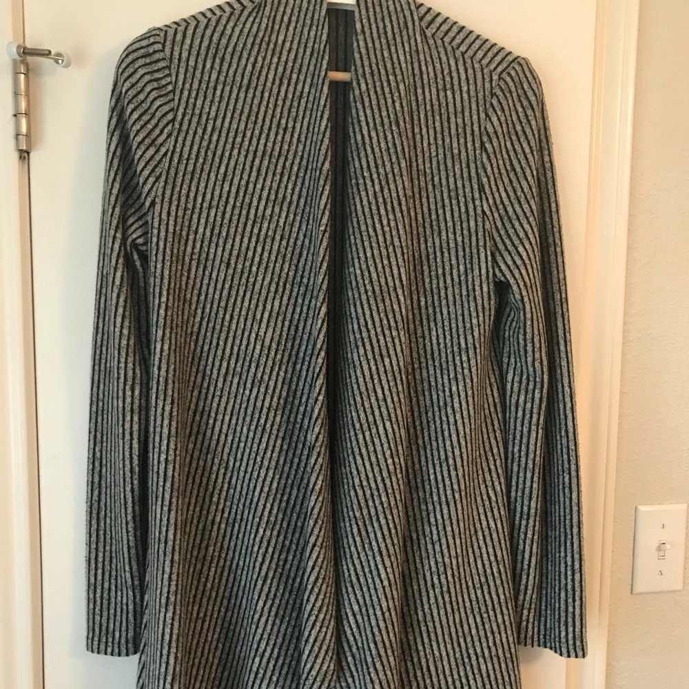 Le Lis Jabbar Striped Open Drape Cardigan